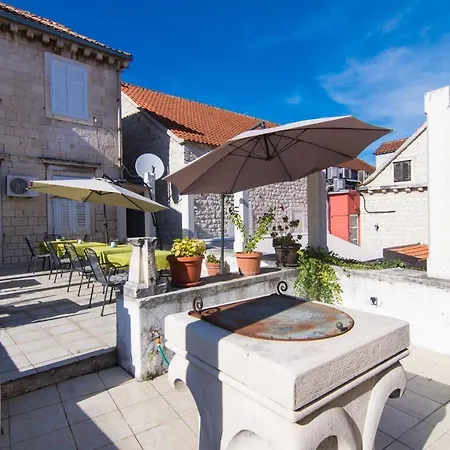 Liza Guest house 3*